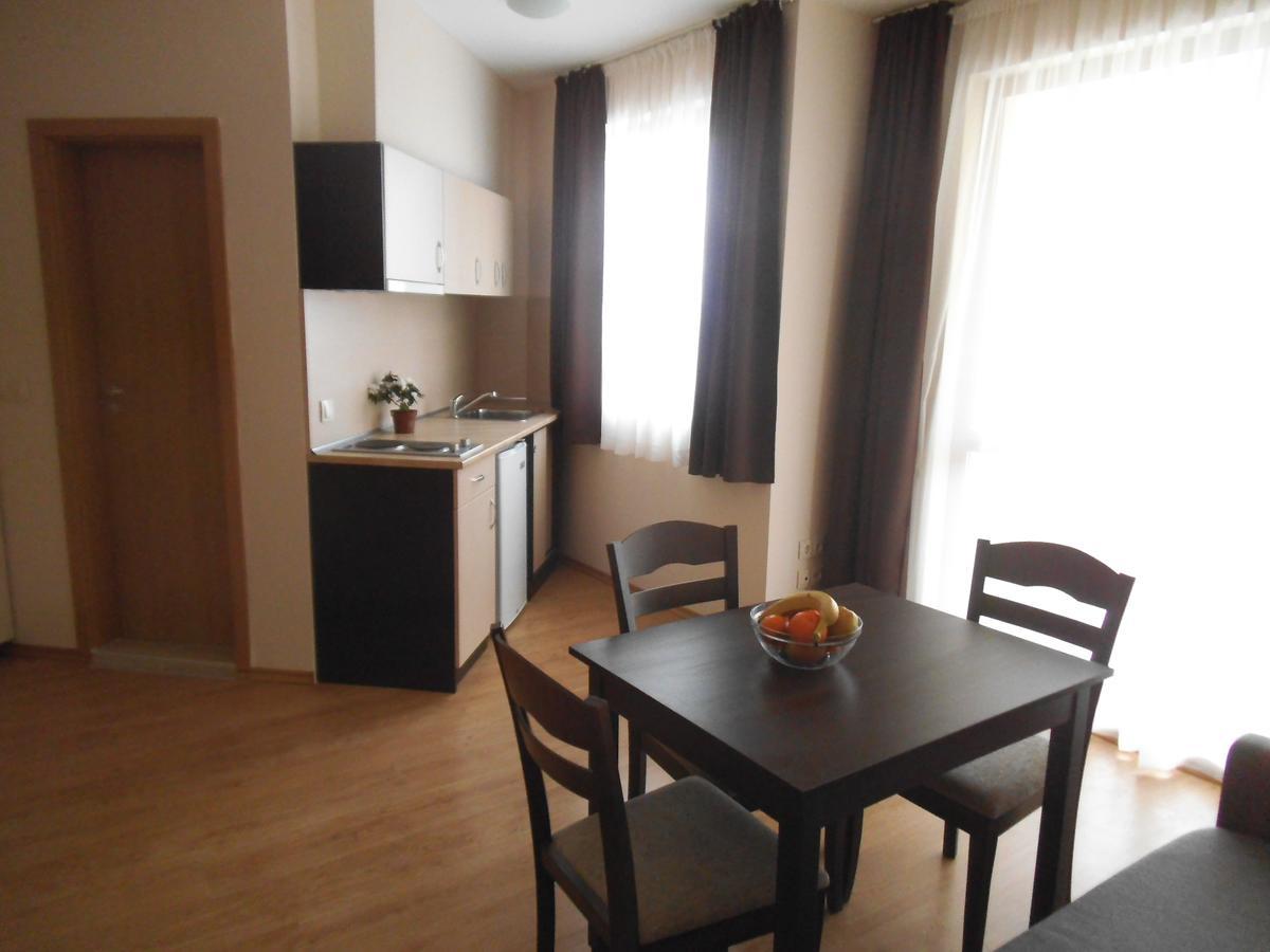 Hotel Seasons 3 Sunny Beach Esterno foto