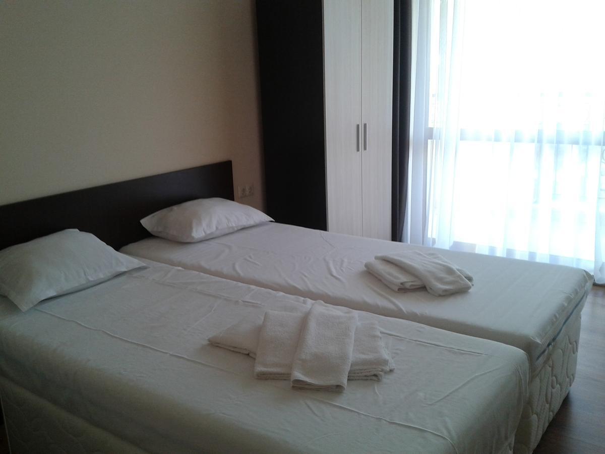 Hotel Seasons 3 Sunny Beach Esterno foto