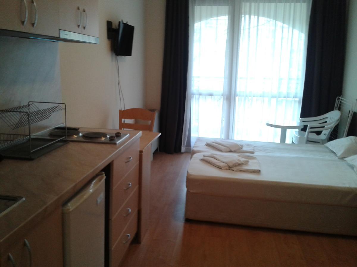 Hotel Seasons 3 Sunny Beach Esterno foto