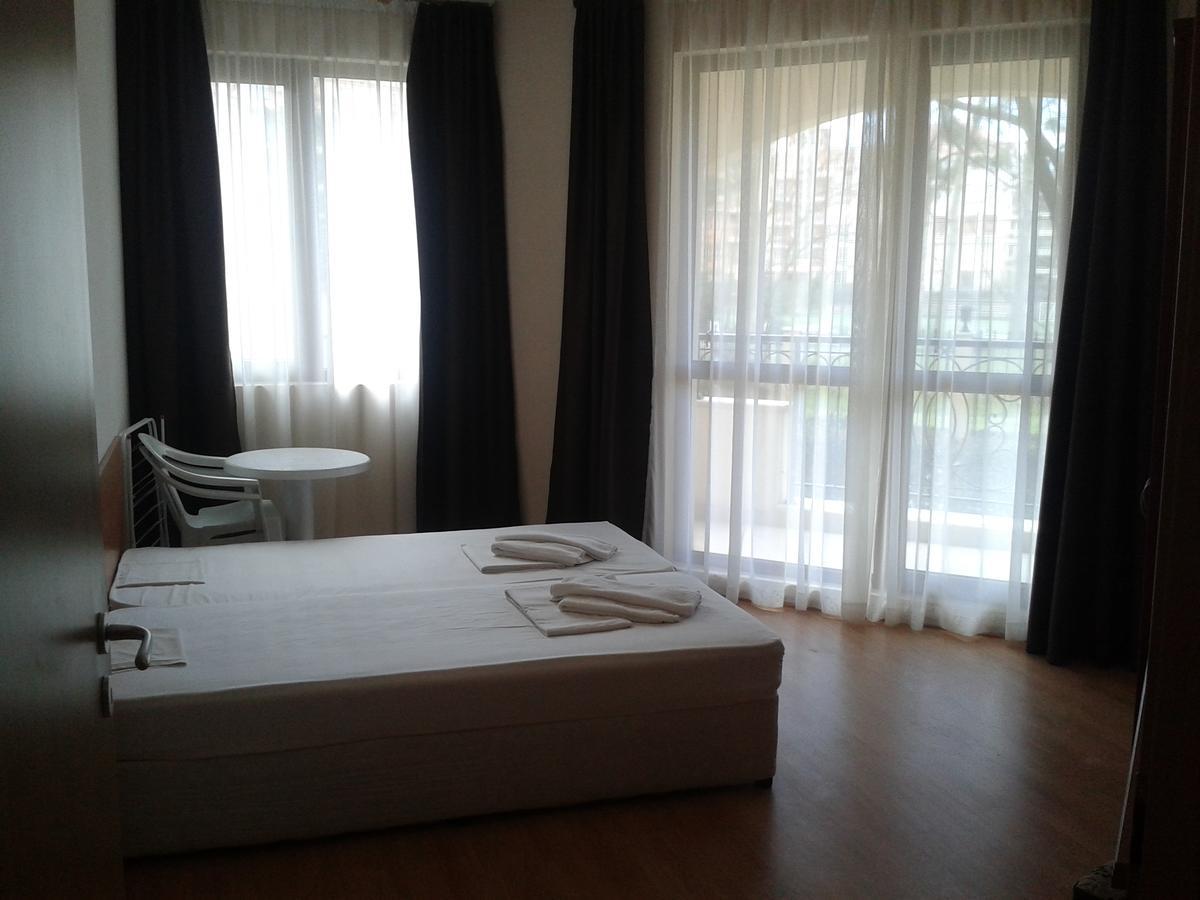 Hotel Seasons 3 Sunny Beach Esterno foto