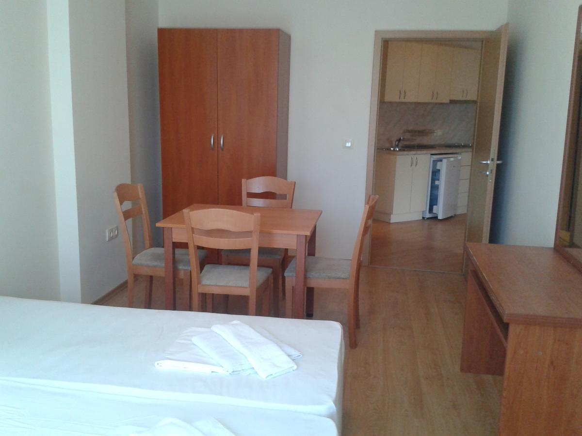 Hotel Seasons 3 Sunny Beach Esterno foto